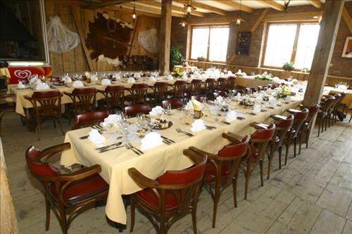 فندق Ranc Kostelany Kroměříž المطعم الصورة